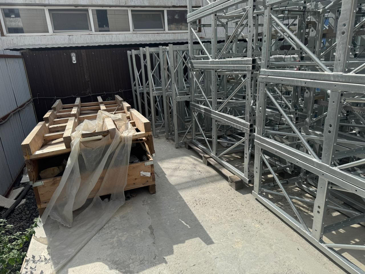 Подъемник мачтовый грузопассажирский GEDA BL 2000 (Германия). 2024 г.в. Новый. В наличии. - Фото 2 Подъемник мачтовый грузопассажирский GEDA BL 2000 (Германия). 2024 г.в. Новый. В наличии. - Фото 2