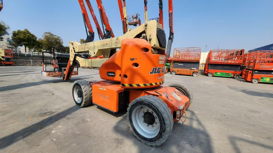 JLG 450 AJ пайдаланылған өздігінен жүретін иінді көтергіш (2021, электр, 2WD)