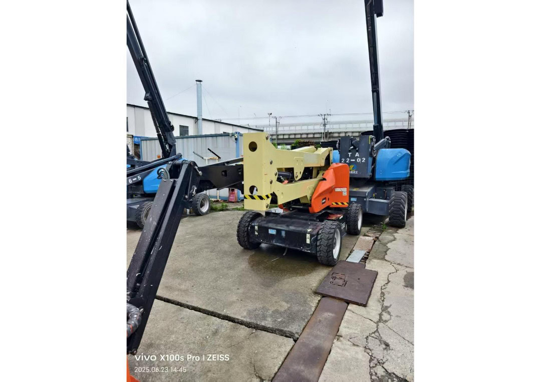 JLG 450 AJ өздігінен жүретін тізе көтергіші (2024, электр, 2WD, 15,72 м) - Фото 2