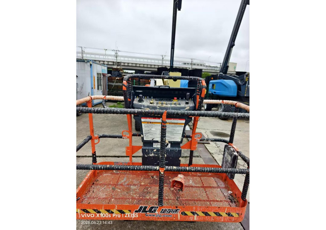 JLG 450 AJ өздігінен жүретін тізе көтергіші (2024, электр, 2WD, 15,72 м) - Фото 1