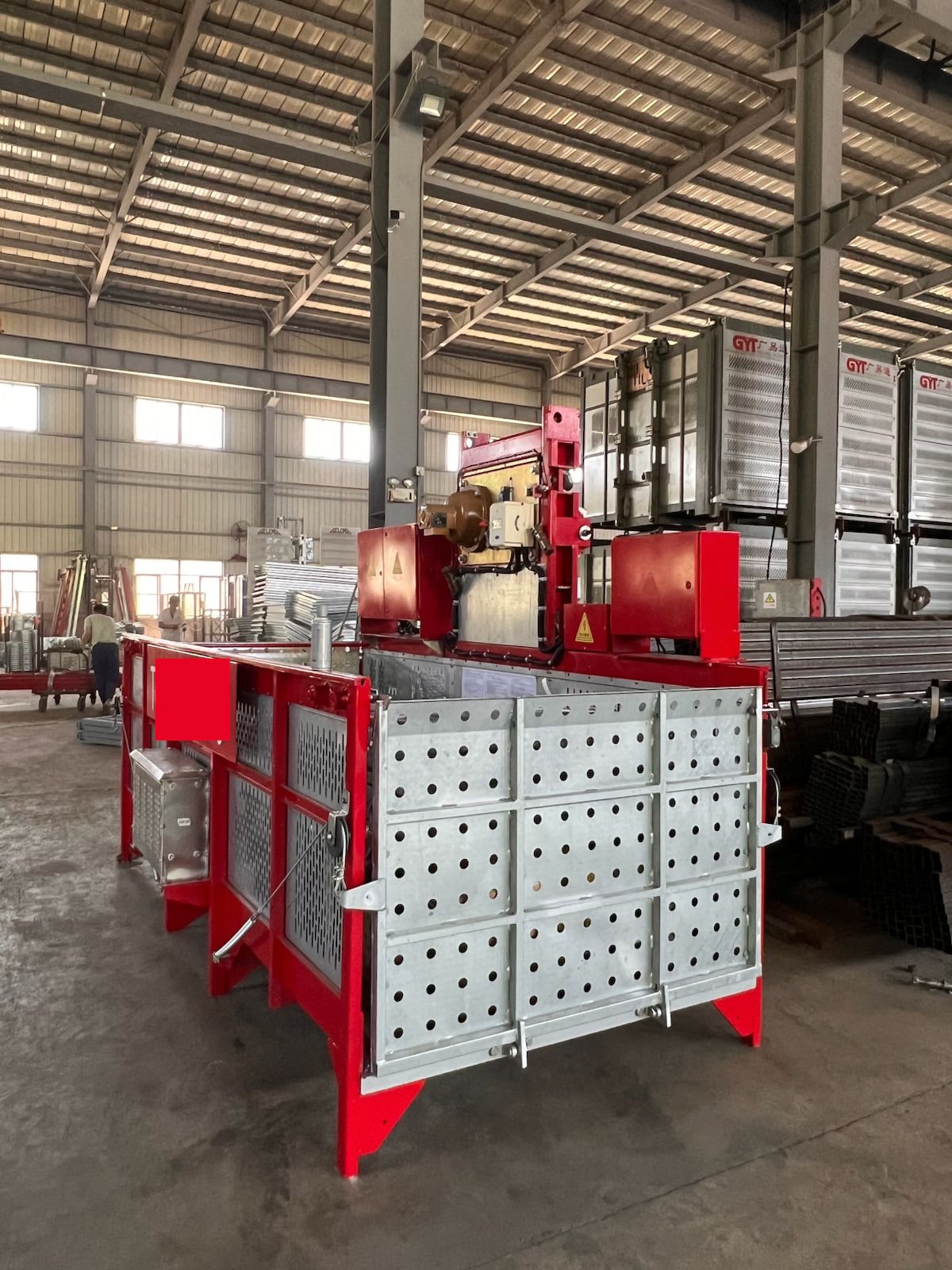 Мачтовый грузовой подъемник SC350 (3,5 т) с открытой кабиной - Фото 2