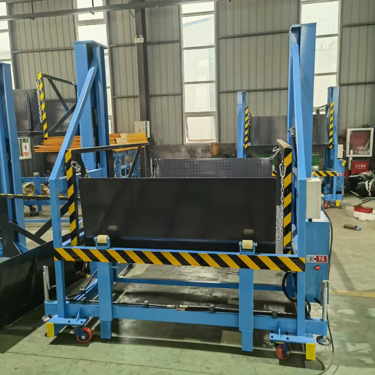 Подкатная гидравлическая погрузочно-разгрузочная платформа SJY 0,5-4 - Фото 5